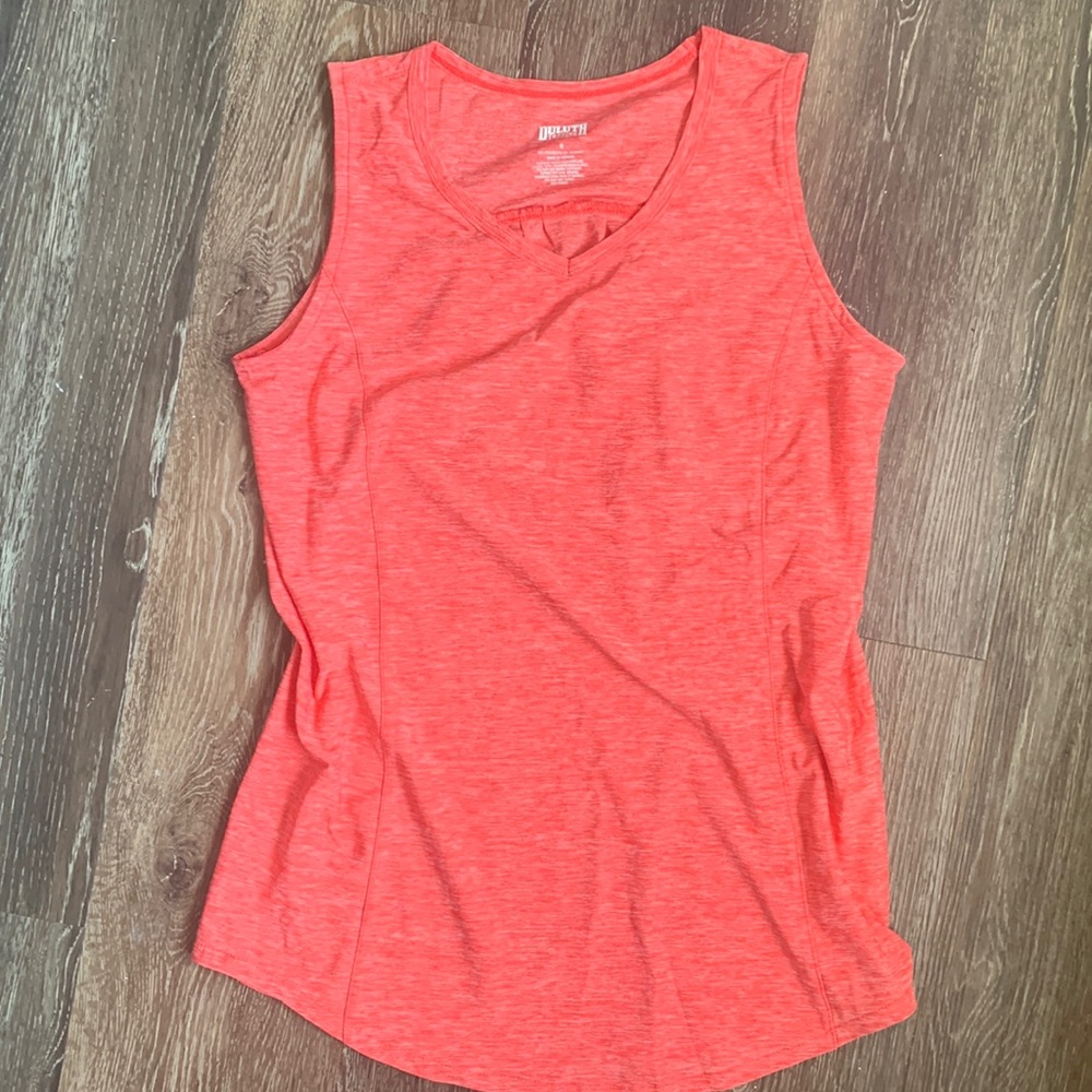 Duluth Trading Co Coral Heather V-Neck Performance Tank